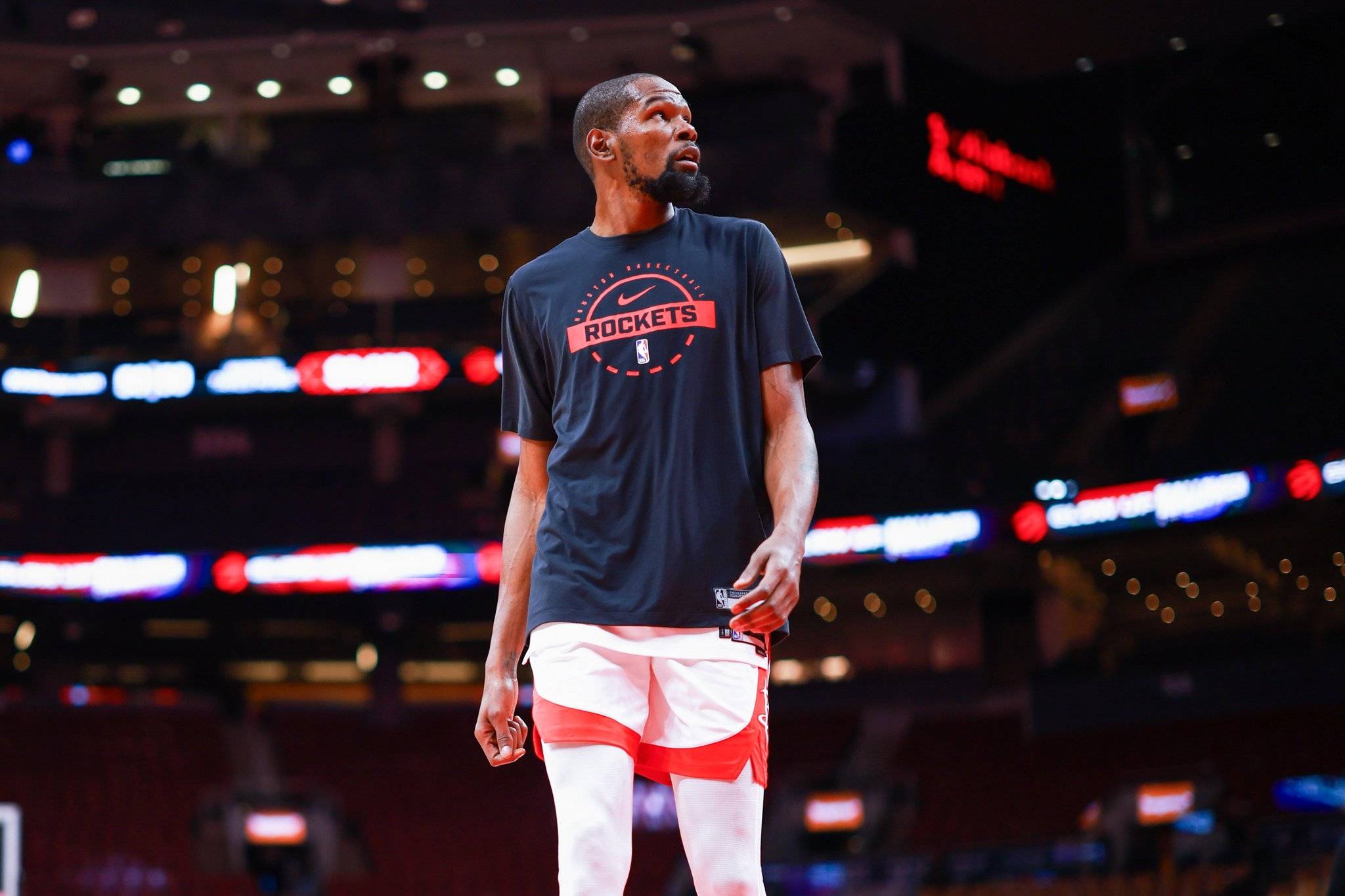 欧冠杯16强首回合｜ 主场1比1遭里尔逼和 多特8强前景严峻