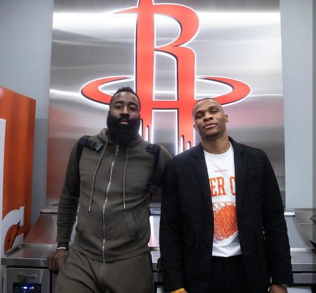 有多少人还记得艾弗森这个球